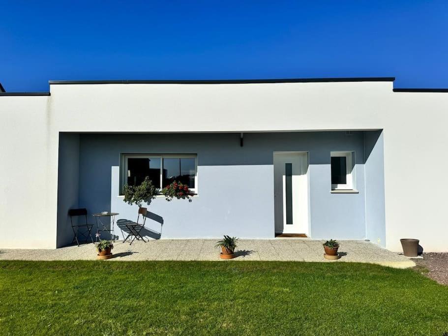 La Maison Bleue - Plain-Pied Proche Plages Et Caen Rosel Exterior photo